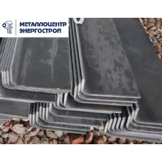 Уголок горячекатаный 90х70х4мм